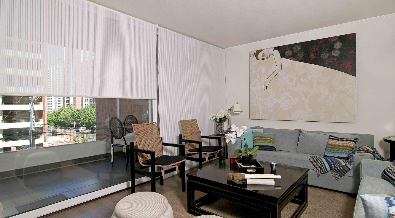 Cortina Roller Quantum proyecto Edificio Capitán Crosbie. Cortina Roller Quantum garantiza iluminación sin descuidar el aspecto decorativo.