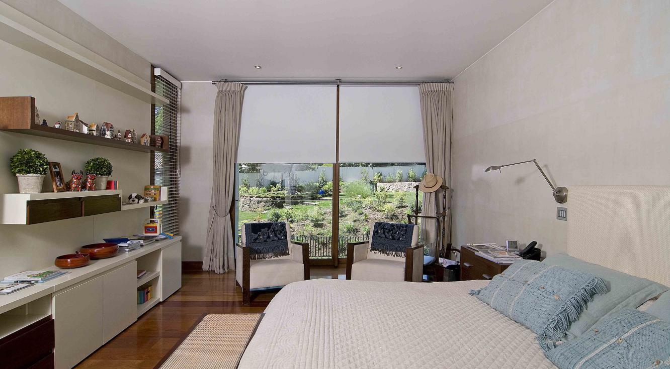 Edificio Piedra Roja 1 - Roller Quantum Edificio Piedra Roja 1 - Roller Quantum